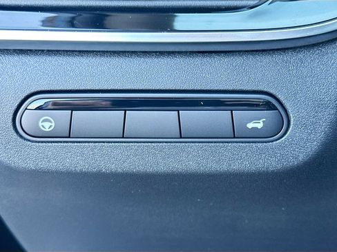 Certified 2026 INFINITI QX60 Luxe w/ Cargo Package AWD/4WD image 11