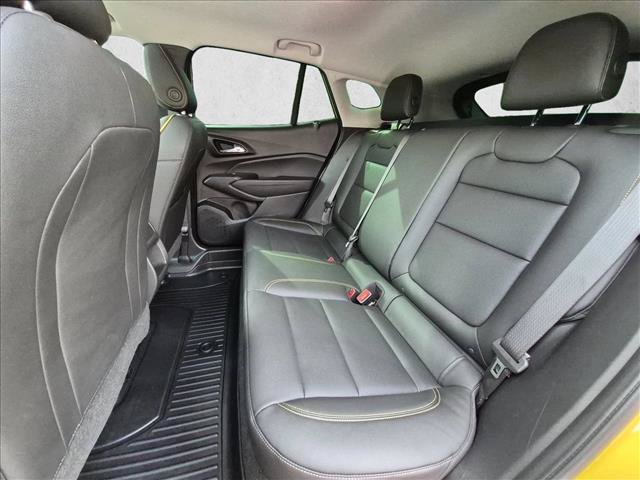 Used 2025 Chevrolet Trax ACTIV w/ Sunroof Package FWD image 18