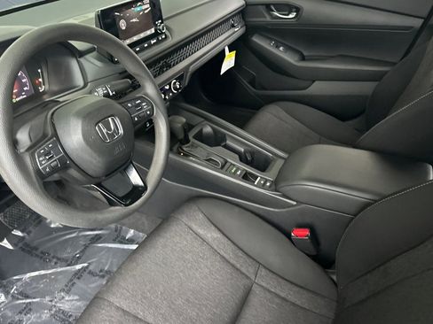 Certified 2023 Honda Accord LX image 4