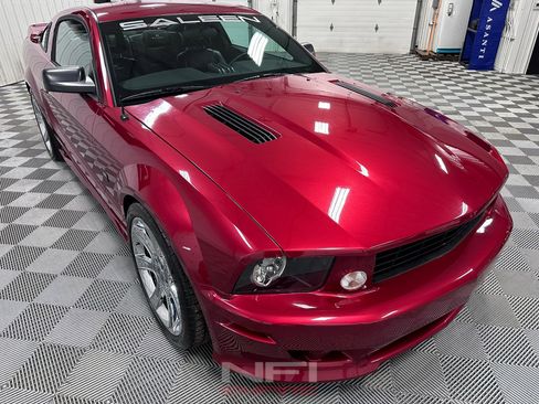 Used 2006 Ford Mustang GT Premium image 5