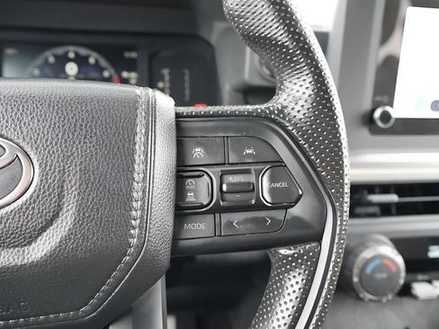 Used 2024 Toyota Tacoma SR5 AWD/4WD image 27