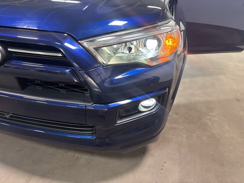 Used 2022 Toyota 4Runner TRD Sport w/ Technology Package AWD/4WD image 37