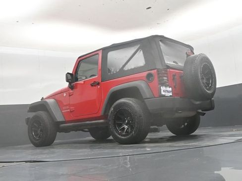 Used 2011 Jeep Wrangler Sport w/ Connectivity Group AWD/4WD image 42