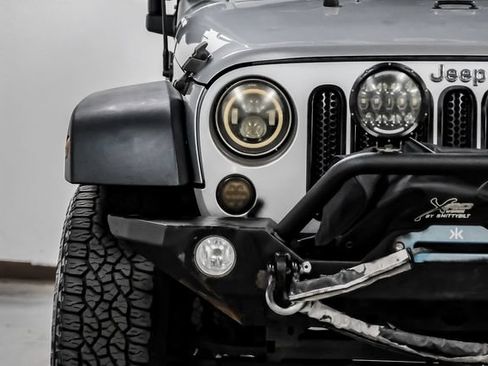 Used 2015 Jeep Wrangler Unlimited Sport w/ Quick Order Package 24S AWD/4WD image 52