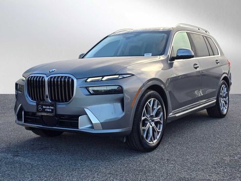 Used 2024 BMW X7 xDrive40i image 7