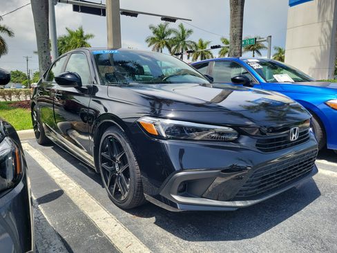 Certified 2022 Honda Civic Sport image 2