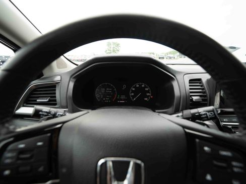 Used 2025 Honda Odyssey EX-L image 15