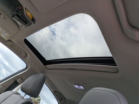 Certified 2025 Subaru Legacy Limited image 21