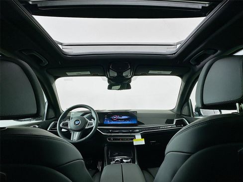 New 2026 BMW X5 xDrive40i w/ M Sport Package image 23