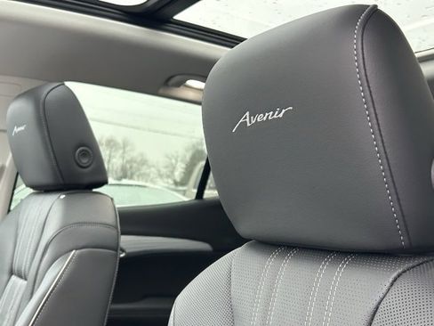 New 2026 Buick Envision Avenir image 33