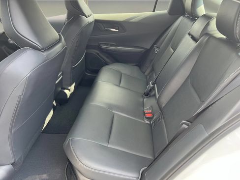 Certified 2025 Toyota Prius XLE FWD image 14