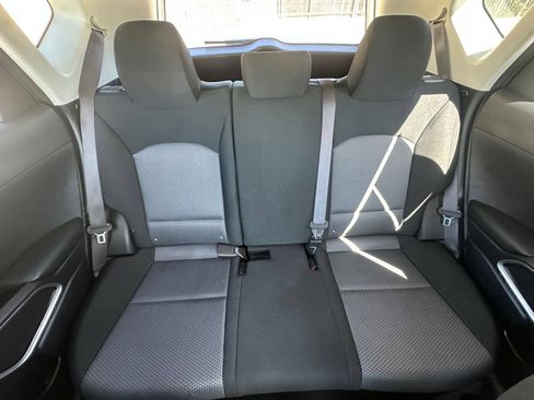 Used 2025 Kia Soul LX w/ LX Technology Package FWD image 35