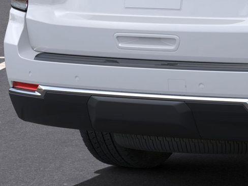 New 2025 Chevrolet Suburban LS image 14