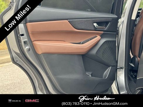 Used 2022 Acura MDX SH-AWD w/ Advance Package image 25