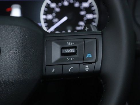 Certified 2026 Nissan Rogue SV image 22