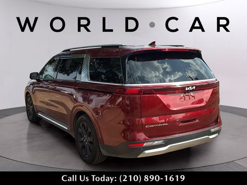 Used 2022 Kia Carnival SX Prestige FWD image 9