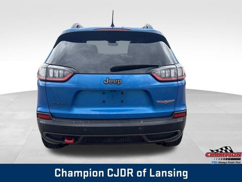 Used 2019 Jeep Cherokee Trailhawk AWD/4WD image 4