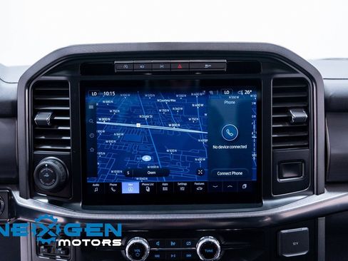 Used 2024 Ford F150 Platinum image 13