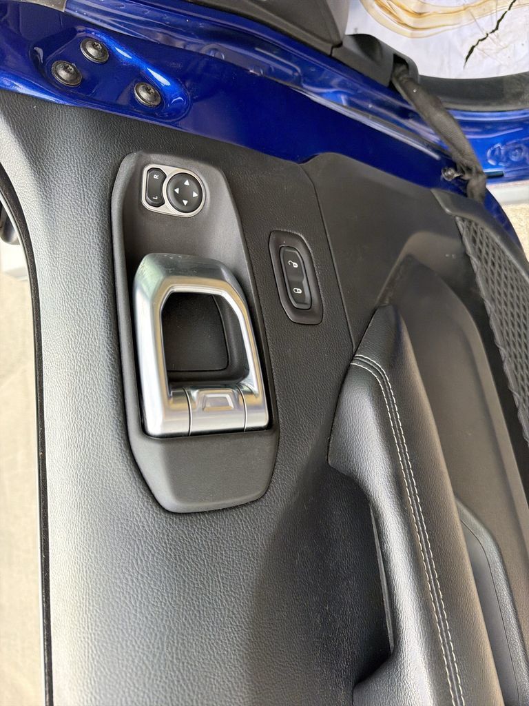 Used 2018 Jeep Wrangler Unlimited Rubicon AWD/4WD image 15