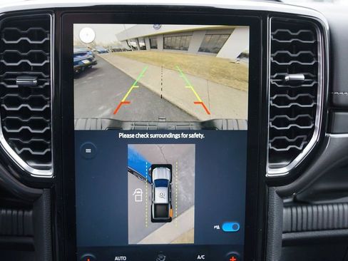 New 2024 Ford Ranger Lariat w/ Trailer Tow Package image 21