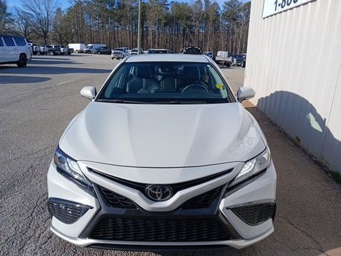 Used 2024 Toyota Camry XSE image 7
