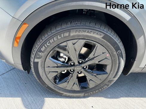 New 2025 Kia Sportage X-Line image 8