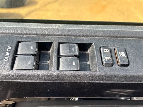 Used 2019 Toyota 4Runner TRD Off-Road Premium image 6