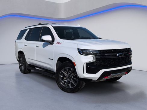 Used 2022 Chevrolet Tahoe Z71 w/ Luxury Package AWD/4WD image 1