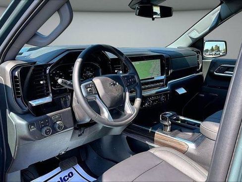 New 2026 Chevrolet Silverado 1500 LT Trail Boss w/ Convenience Package II AWD/4WD image 7