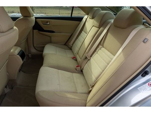 Used 2017 Toyota Camry LE image 13