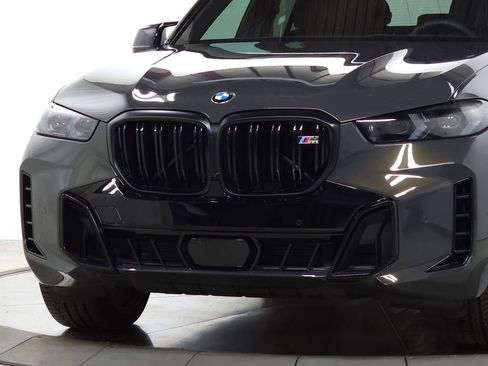 Used 2026 BMW X5 M60i AWD/4WD image 3