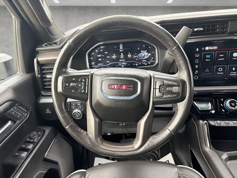 Used 2024 GMC Sierra 2500 AT4X image 25