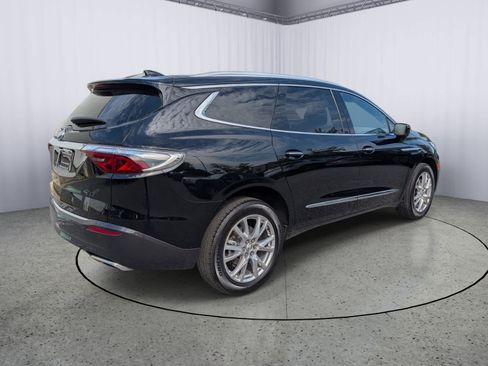 Certified 2024 Buick Enclave Essence w/ Experience Buick Package AWD/4WD image 3