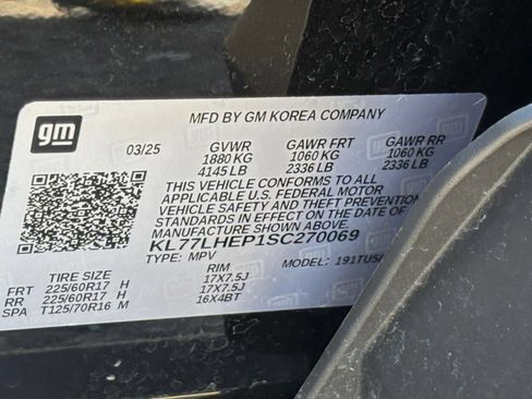 Used 2025 Chevrolet Trax LT w/ LT Convenience Package FWD image 28