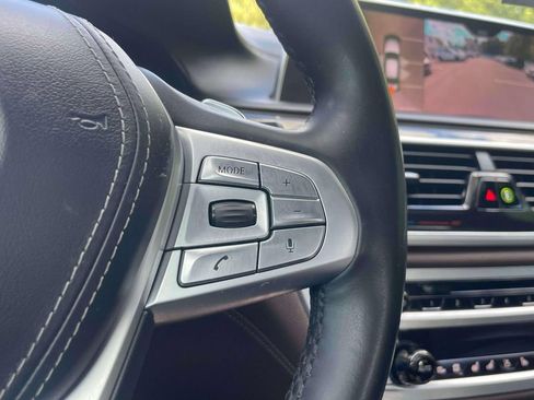 Used 2019 BMW 750i xDrive w/ Autobahn Package AWD/4WD image 23