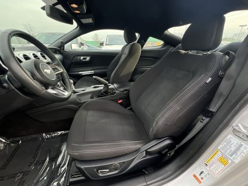 Used 2018 Ford Mustang GT w/ Equipment Group 301A image 13