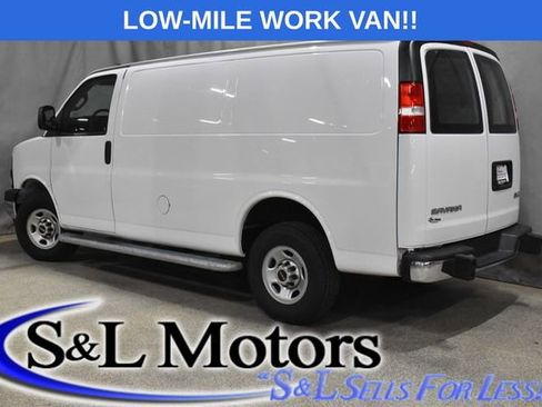 Used 2024 GMC Savana 2500 w/ Driver Convenience Package image 6