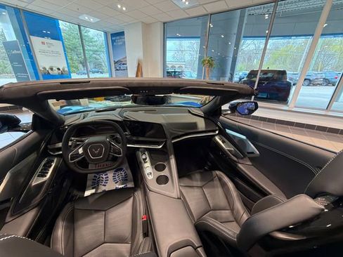 New 2026 Chevrolet Corvette Stingray Premium Conv w/ Z51 Performance Package RWD image 24