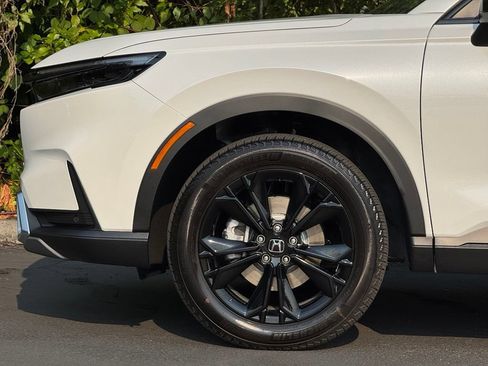 Certified 2026 Honda CR-V Sport Touring image 4