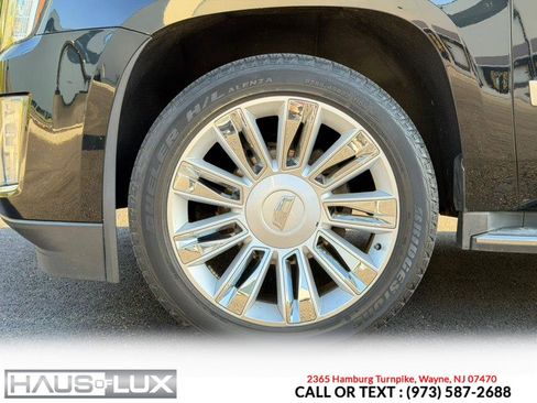 Used 2016 Cadillac Escalade ESV Platinum image 19