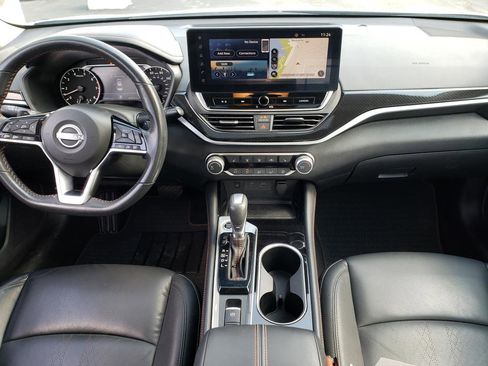 Used 2023 Nissan Altima 2.5 SR w/ SR Premium Package AWD/4WD image 11