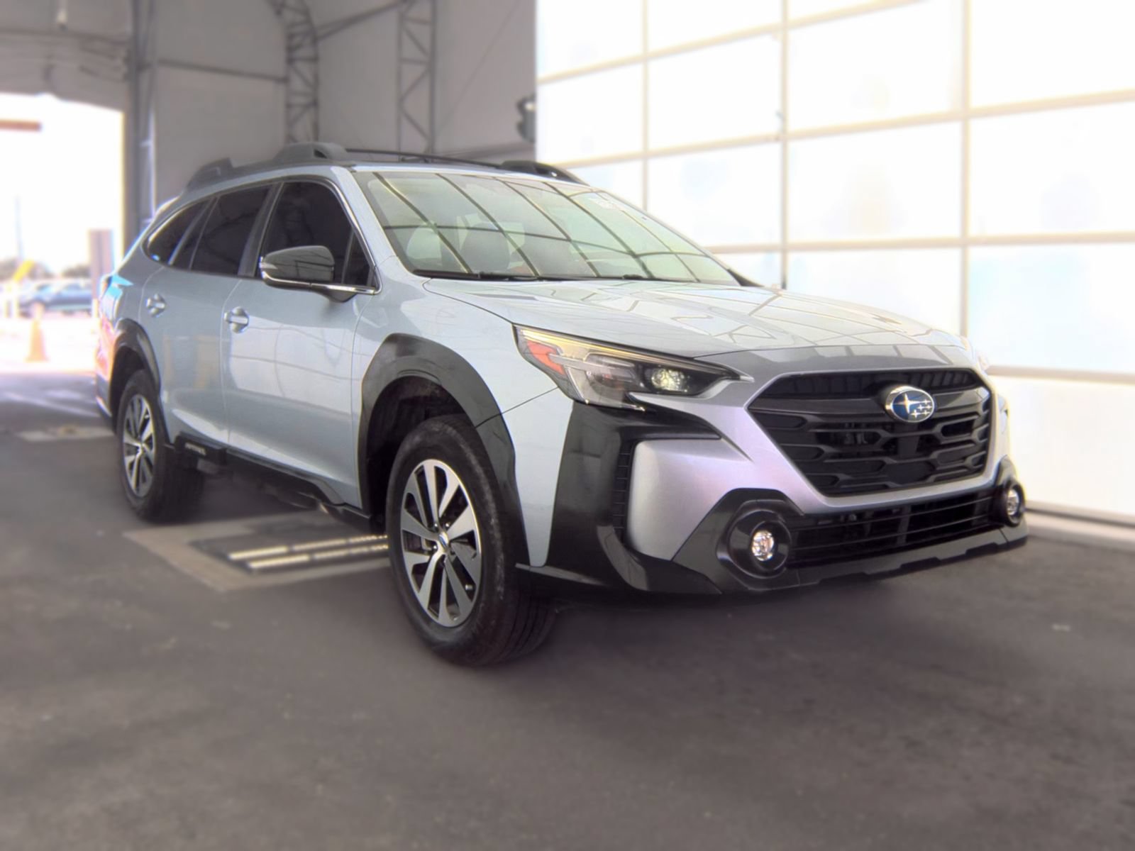 Used 2024 Subaru Outback Premium AWD/4WD image 4