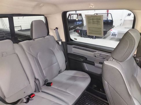 Used 2019 RAM 1500 Big Horn image 14