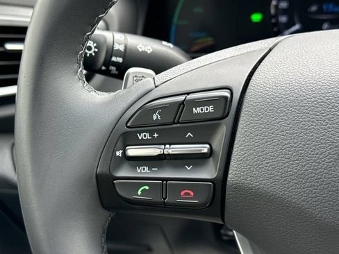 Used 2019 Hyundai Ioniq Electric FWD image 33