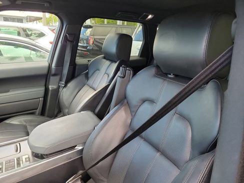 Used 2015 Land Rover Range Rover Sport HSE AWD/4WD image 9