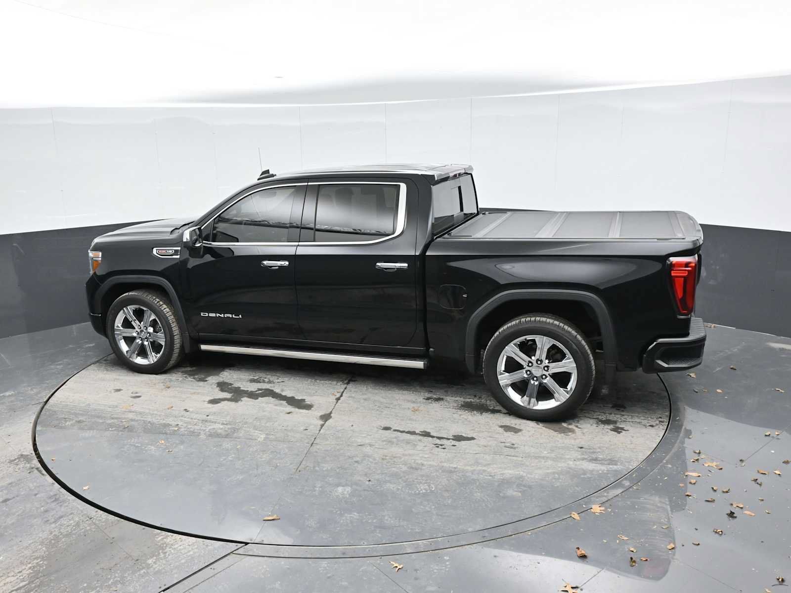 Used 2019 GMC Sierra 1500 Denali w/ Denali Ultimate Package AWD/4WD image 30