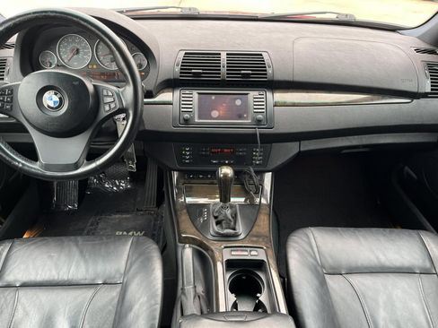 Used 2006 BMW X5 4.8is image 12