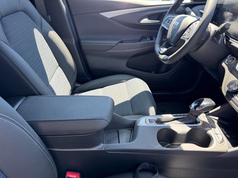 New 2026 Buick Envista Preferred w/ Convenience I Package FWD image 8