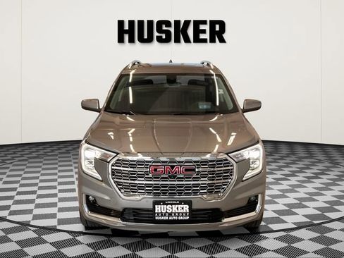 Used 2024 GMC Terrain Denali w/ Denali Premium Package image 3