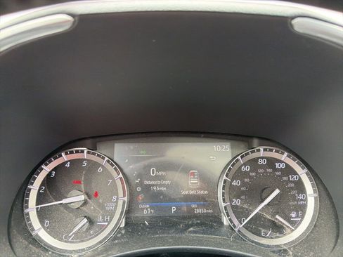 Used 2022 Toyota Highlander Platinum AWD/4WD image 10